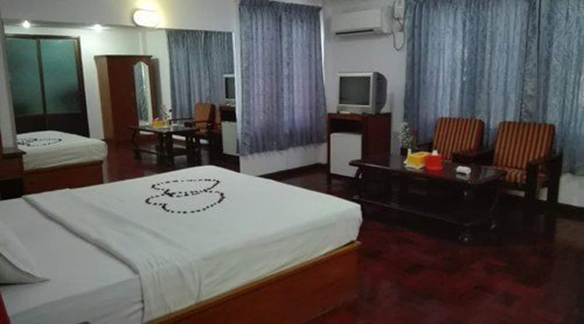Airport Inn Gyogon Экстерьер фото